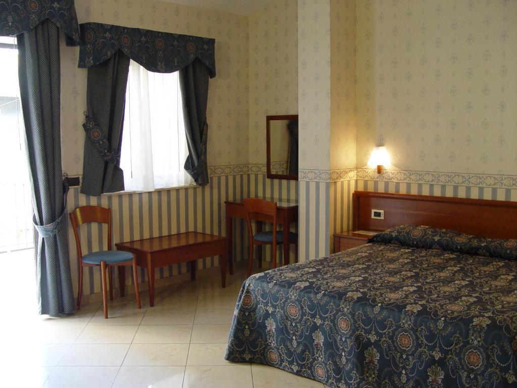 Hotel Kroma راغوزا الغرفة الصورة